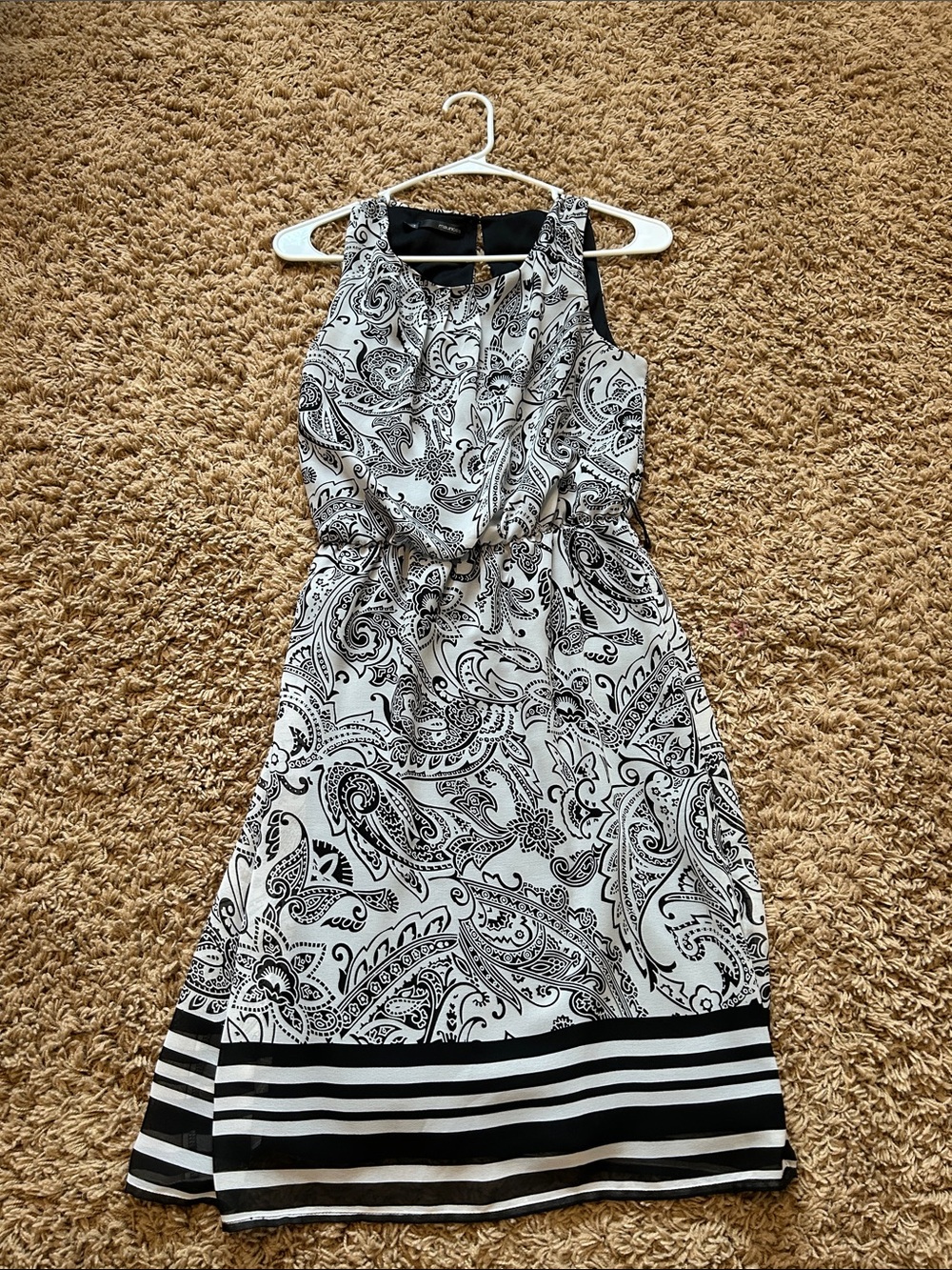 Maurice’s black and white dress size small
